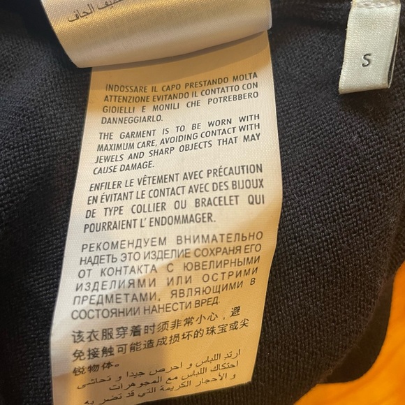 SOLD Gucci Navy Wool Knit Cardigan Size Small - Picture 10 of 10
